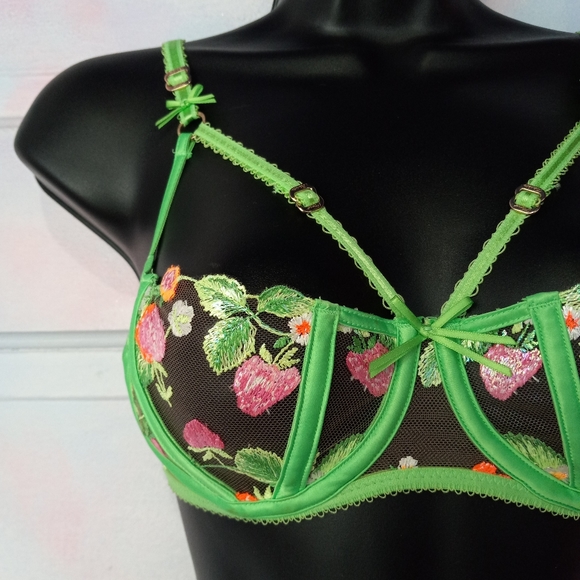 GARTER BELT SOLD! Honey Birdette luxury lingerie 🍓 & 🌸 set! - Picture 9 of 16